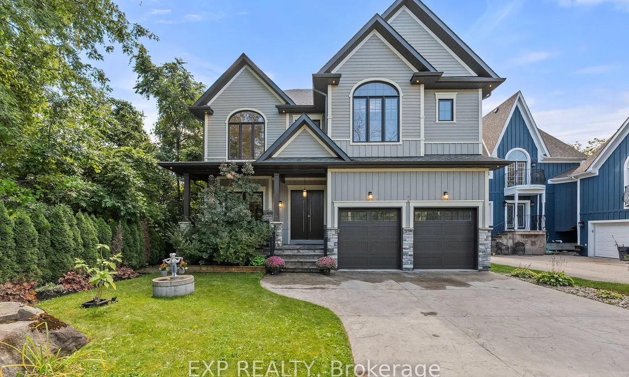 1648 Roslyn Ave, Innisfil, ON L9S 1S5