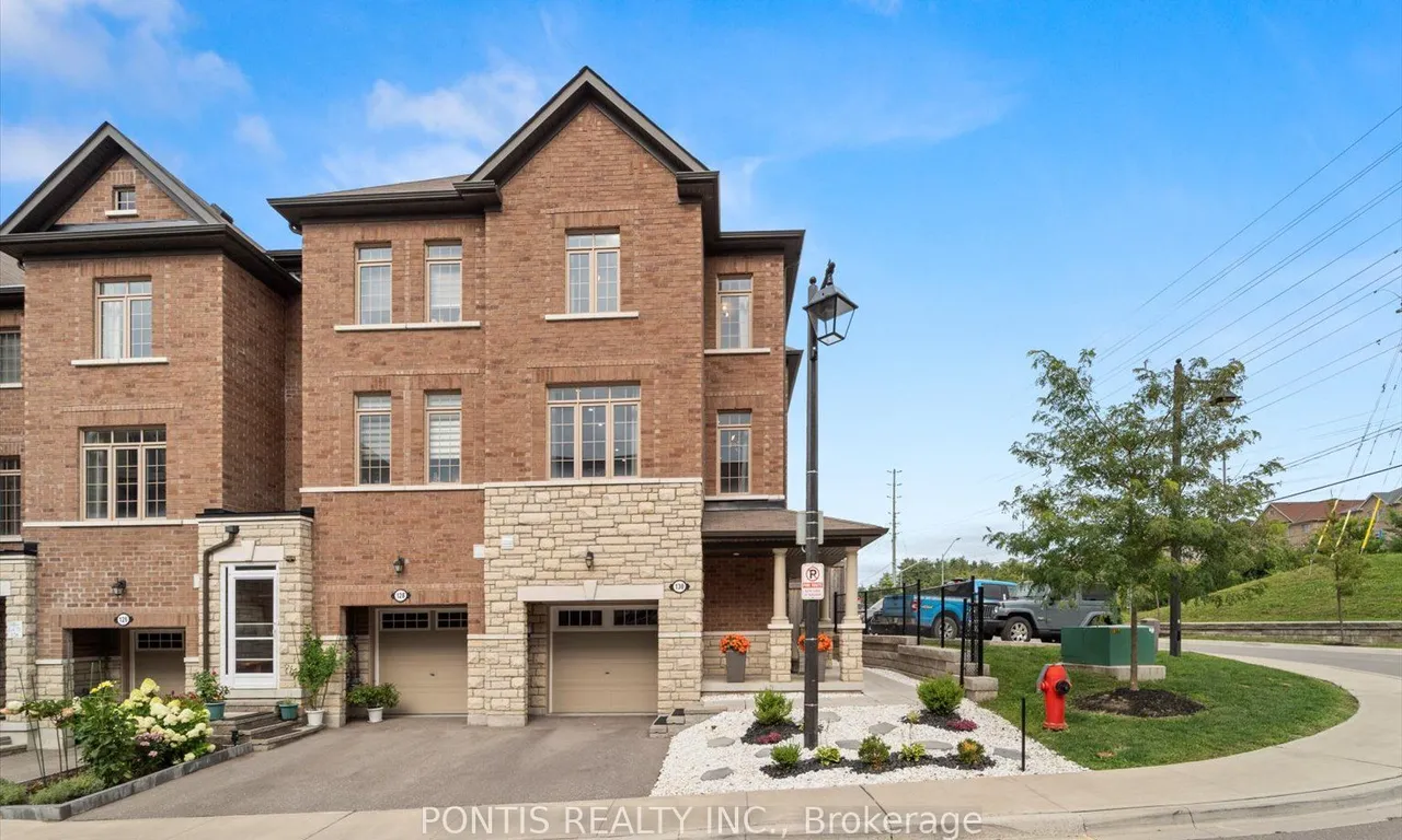 130 Gordon Circ, Newmarket, ON L3Y 0C9