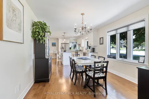 22 King St, Innisfil, ON L0L 1L0