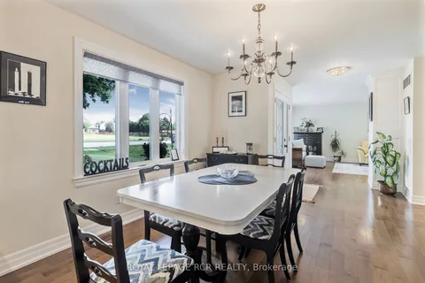 22 King St, Innisfil, ON L0L 1L0