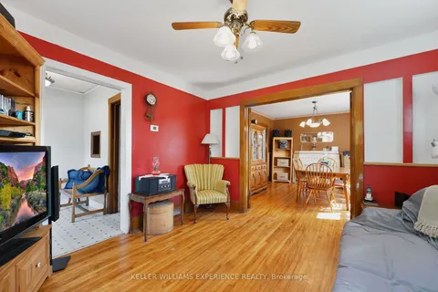 76 Margaret St, Essa, ON L0M 1B0