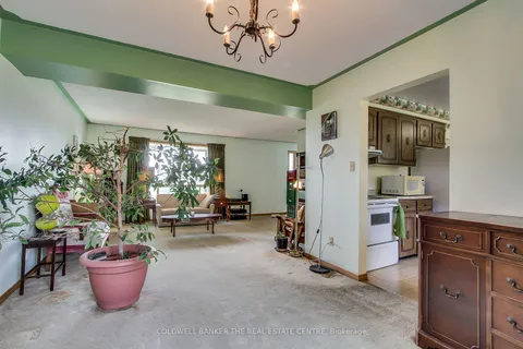 3579 10th Sdrd, Bradford West Gwillimbury, ON L0G 1A0