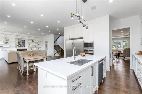 256 Lennox Ave, Richmond Hill, ON L4C 2A6