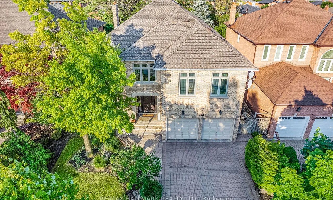 182 Clover Leaf St, Vaughan, ON L4L 5H7