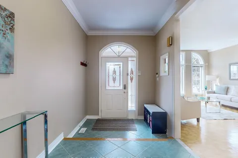 1 Kootenay Rdge, Vaughan, ON L6A 2W1