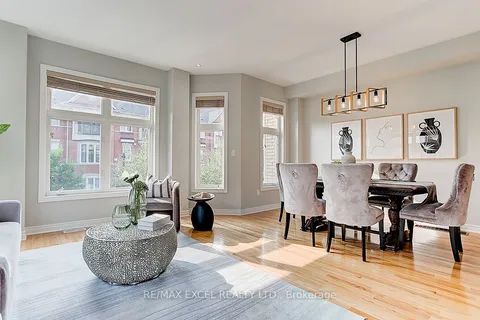 2 Henry Peters Lane, Vaughan, ON L4L 0A7