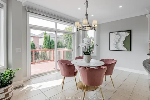 156 Rothbury Rd, Richmond Hill, ON L4S 0E2