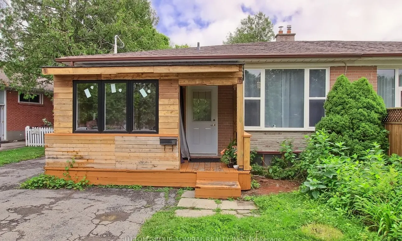 211 Axminster Dr, Richmond Hill, ON L4C 2W2