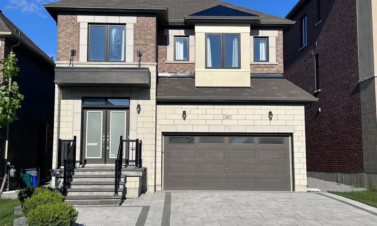 65 Murray Leonard Lane, East Gwillimbury, ON L9N 0Z5