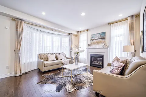 331 William Forster Rd, Markham, ON L6B 0R9