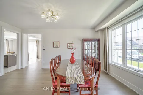 1 Bruce Welch Ave, Georgina, ON L4P 0J1