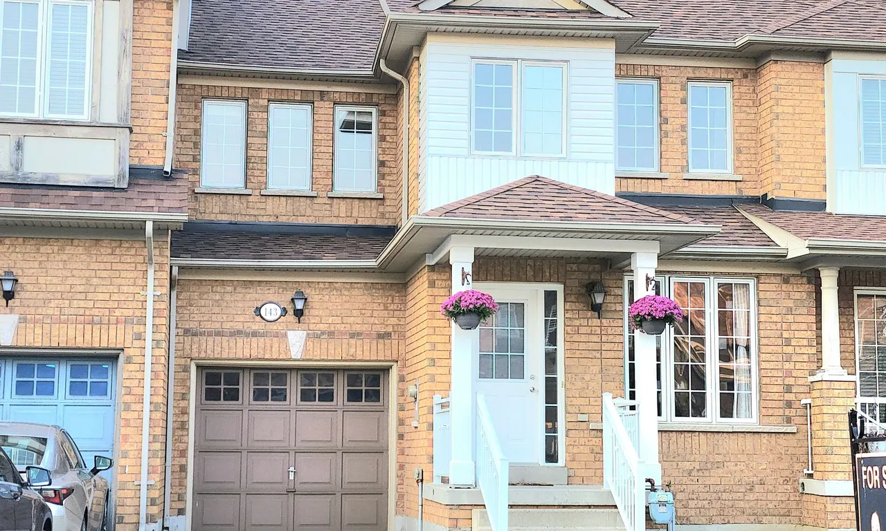 143 King William Cres, Richmond Hill, ON L4B 4P4