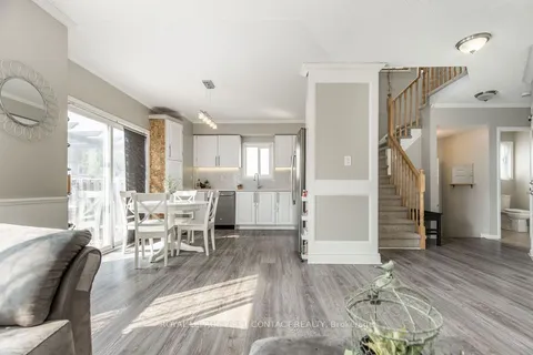 25 Truax Cres, Essa, ON L0M 1B4