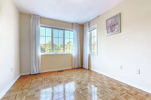 27 Novella Rd, Vaughan, ON L4K 5J8