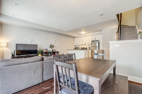 30 Bert Tait Lane, Whitchurch-Stouffville, ON L4A 1Y3