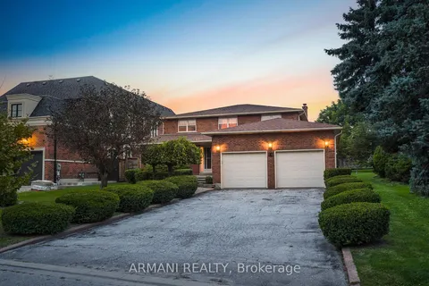 14 Yellow Pine Cres, Vaughan, ON L4L 3G9