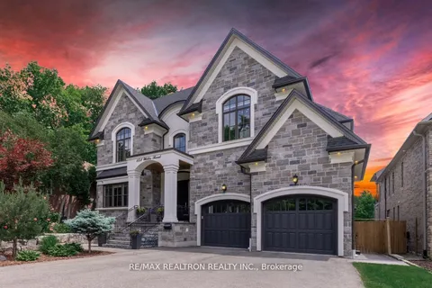 151 Willis Rd, Vaughan, ON L4L 2S4