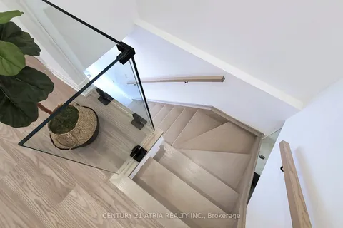 42 Coventry Cres, Richmond Hill, ON L4C 8B8