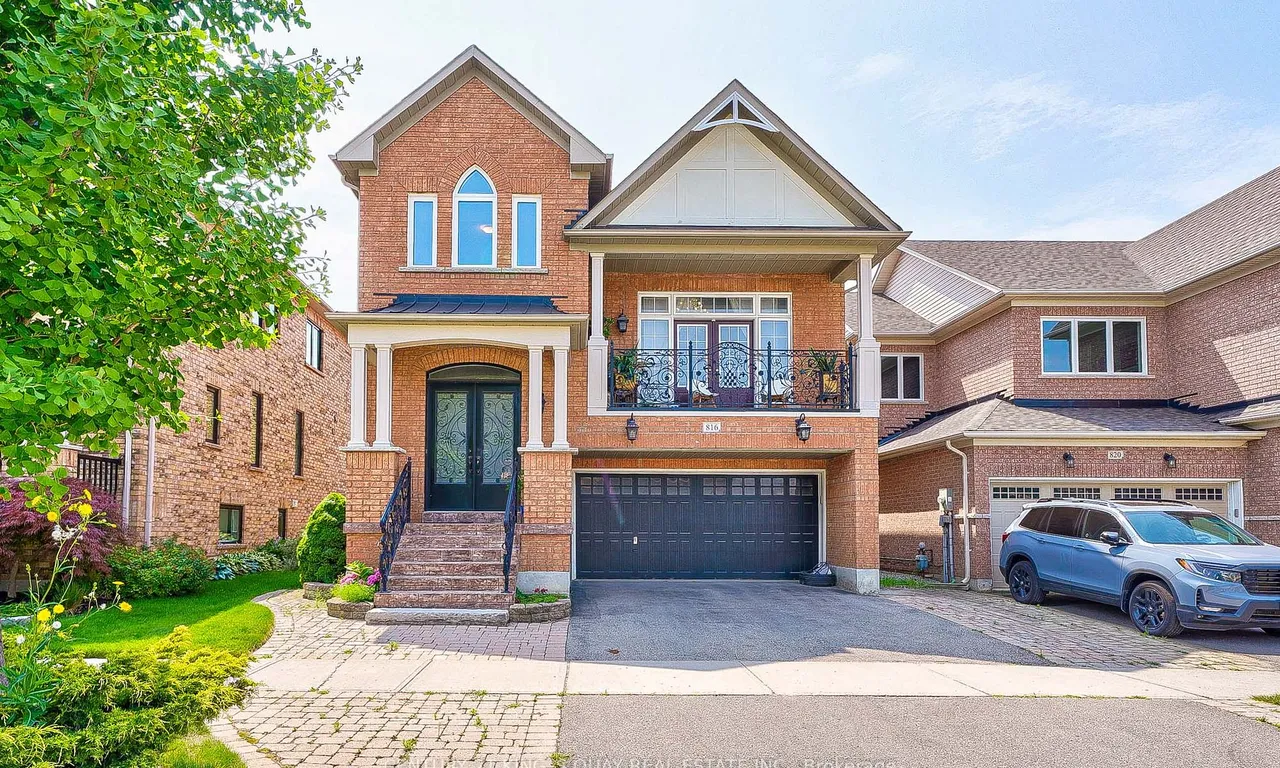 816 Millard St, Whitchurch-Stouffville, ON L4A 0B6