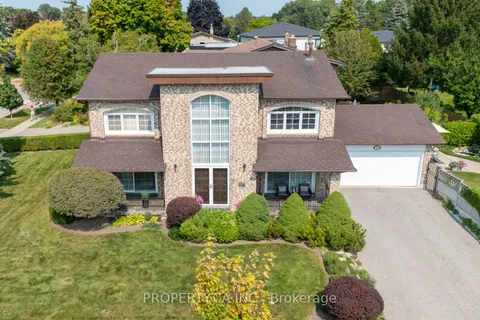 76 Wigwoss Dr, Vaughan, ON L4L 2R1
