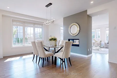 2 Proud Crt, Aurora, ON L4G 0Z1