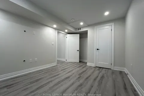 83 Lanterna Cres, Vaughan, ON L4H 1B9