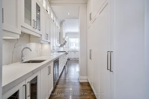 63 Meadowview Ave, Markham, ON L3T 1K6