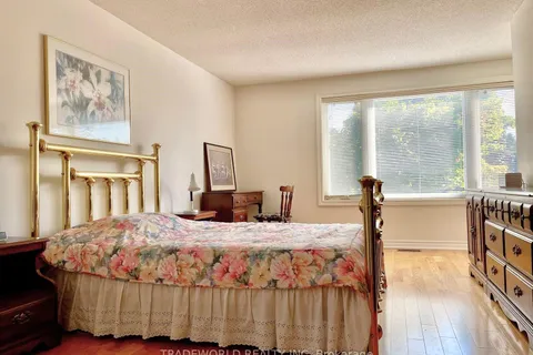 292 Green Lane, Markham, ON L3T 7A6