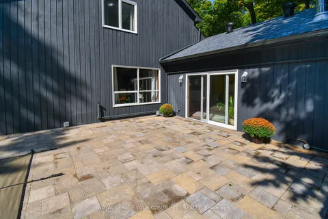 527 Big Bay Point Rd, Innisfil, ON L9S 2N4