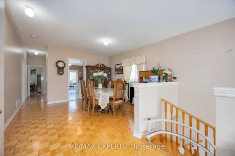 348 St Joan of Arc Ave, Vaughan, ON L6A 3N1