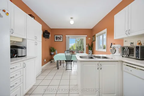 348 St Joan of Arc Ave, Vaughan, ON L6A 3N1