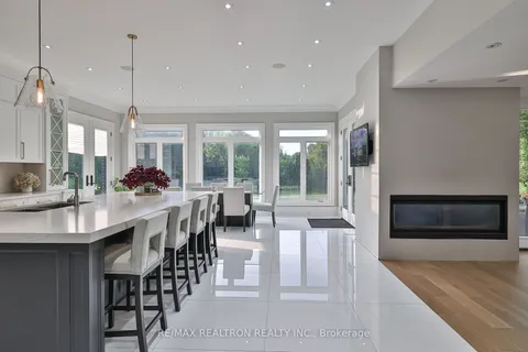 260 Churchill Ave, King, ON L7B 0G9