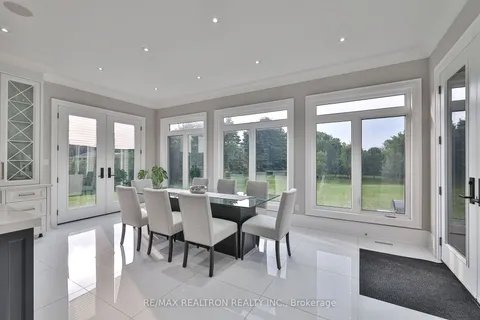 260 Churchill Ave, King, ON L7B 0G9