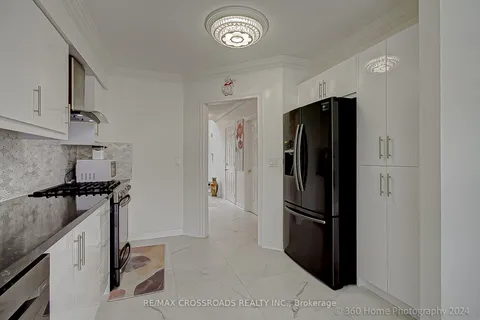 44 Mendocino Dr, Vaughan, ON L4H 1T6