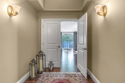245 Lakeland Cres, Richmond Hill, ON L4E 3A6