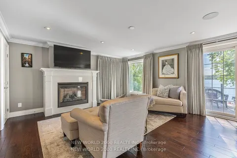 245 Lakeland Cres, Richmond Hill, ON L4E 3A6
