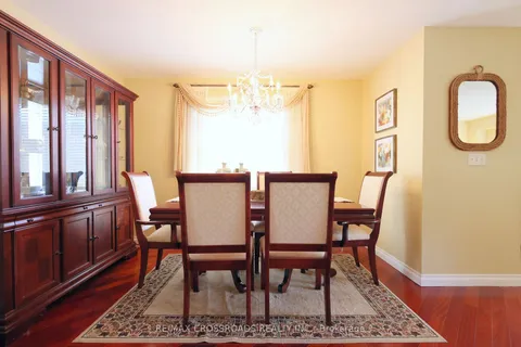 78 Trojan Cres, Markham, ON L6C 2N4