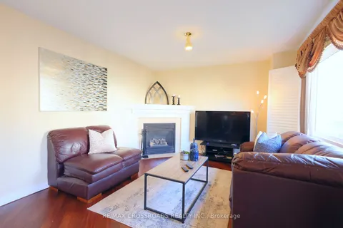 78 Trojan Cres, Markham, ON L6C 2N4
