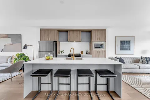 9 Persica St, Richmond Hill, ON L4E 2T3