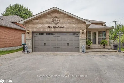 1104 Alfred St, Innisfil, ON L0L 1C0