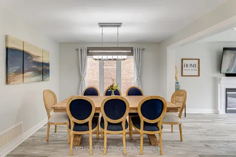 20 Kidd Cres, New Tecumseth, ON L9R 0C8