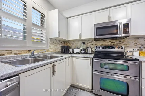 1483 Rankin Way, Innisfil, ON L9S 0C6