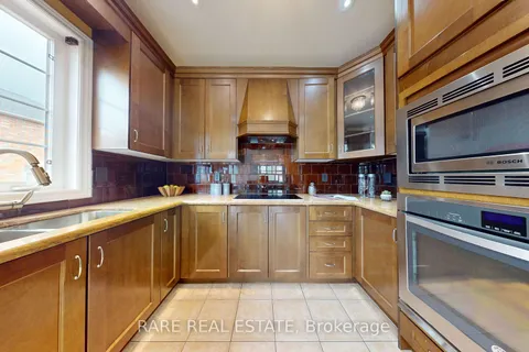 3 Ida Jane Grve, Whitchurch-Stouffville, ON L4A 0S4