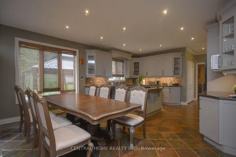 70 Kilkenny Tr, Bradford West Gwillimbury, ON L3Z 3C5