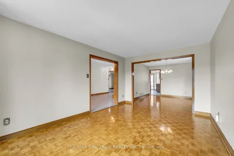 74 Belview Ave, Vaughan, ON L4L 5N6