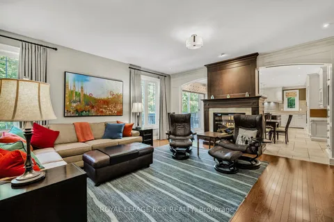 56 Sandbanks Dr, Richmond Hill, ON L4E 4K7