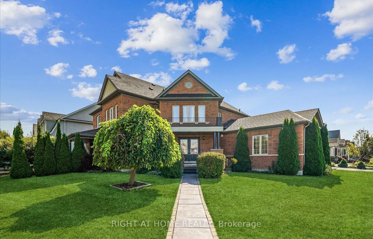 77 West Park Ave, Bradford West Gwillimbury, ON L3Z 0A7