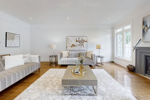 143 Napa Hill Crt, Vaughan, ON L4J 8T1