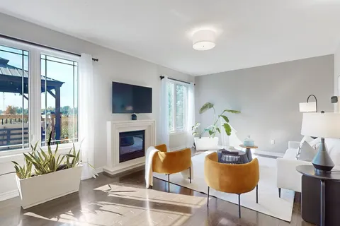 25 Heather Dr, Richmond Hill, ON L4E 0N3