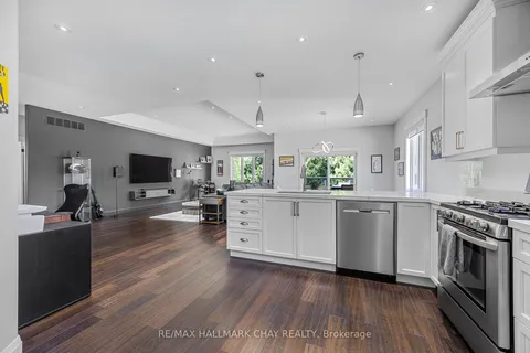 1088 Belle Aire Beach Rd, Innisfil, ON L0L 1C0